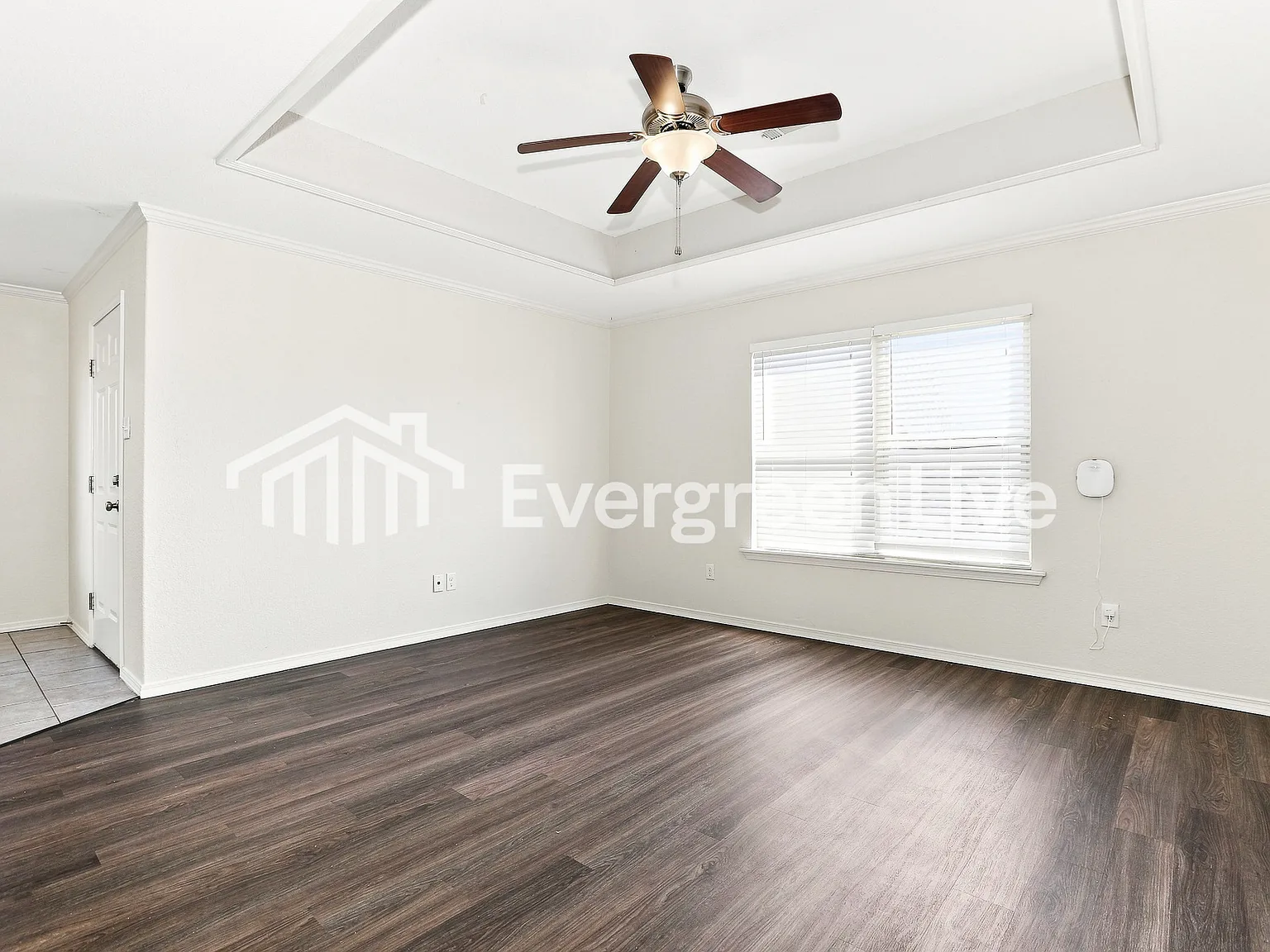 3 bed, 2.0 bath, 1428 sqft, $1,445 — Photo 3