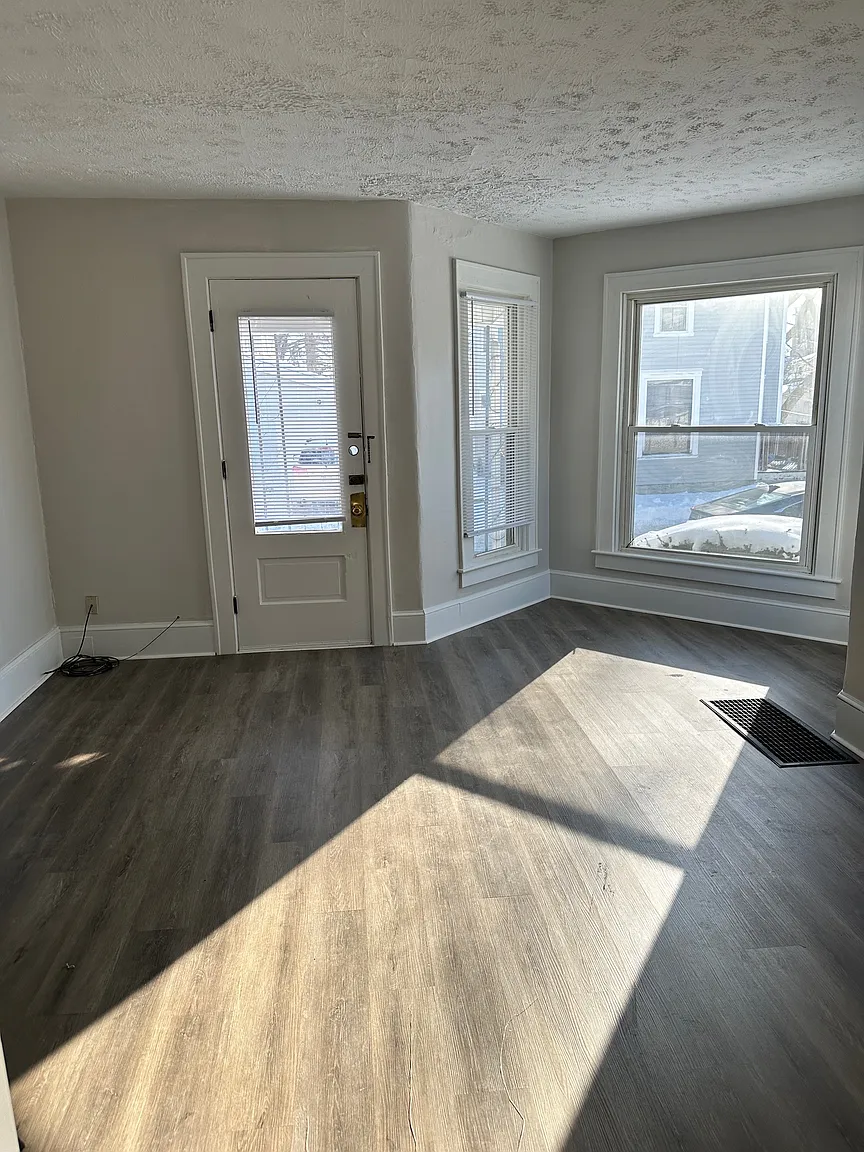 118 W Brown Ave #118 photo 1