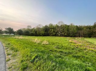 30 Brittany Dr, Skowhegan, ME 04976