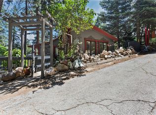 25108 Grand View Dr, Crestline, CA 92325