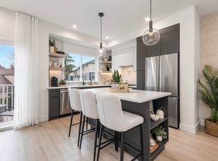 19330 Fairway Dr #7, Surrey, BC