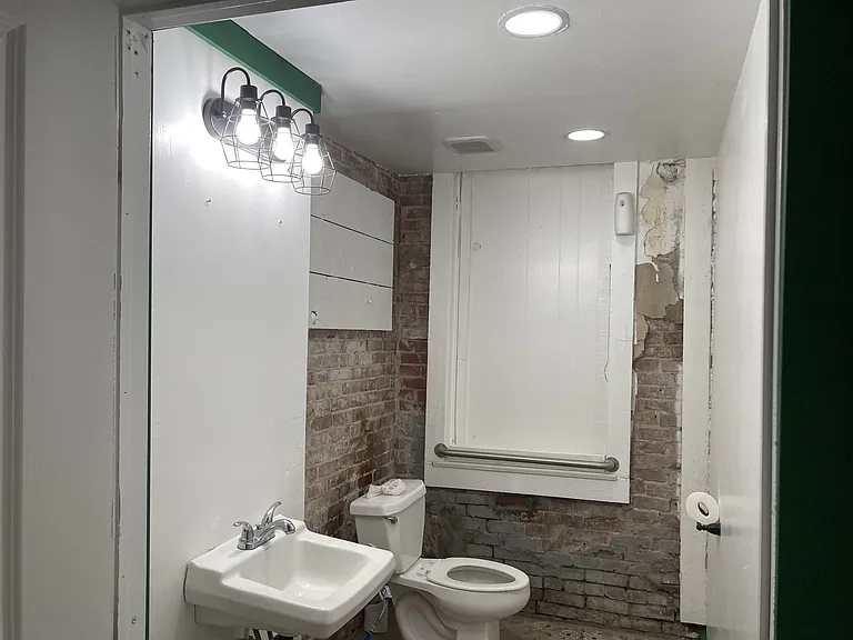 617 Main St #621 — Photo 7