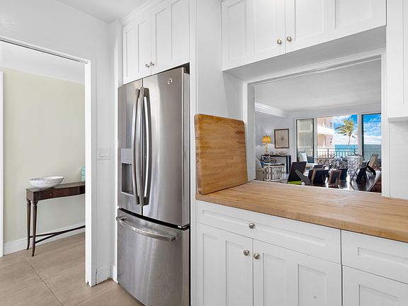 2nd image of 2921 S Ocean Boulevard #204