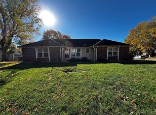 2106 SW Still Meadows Ln, Blue Springs, MO 64015