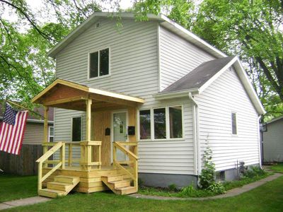 913 S 10th St, Grand Forks, ND, 58201