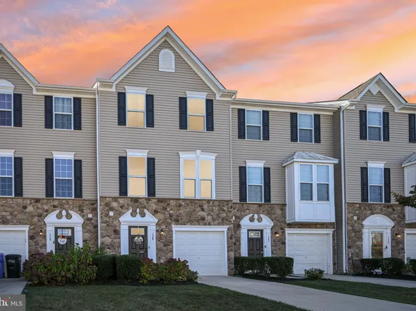 120 Benford Ln, Edgewater Park, NJ 08010