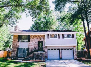 2119 Middle Creek Dr, Humble, TX 77339
