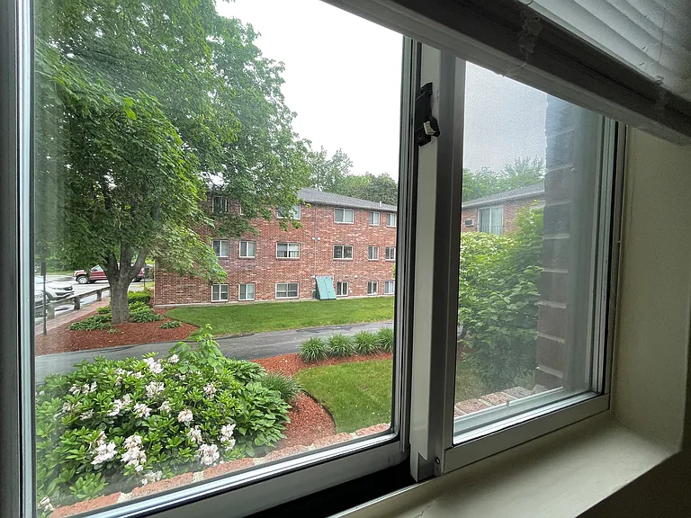 Highland Estates — Photo 34