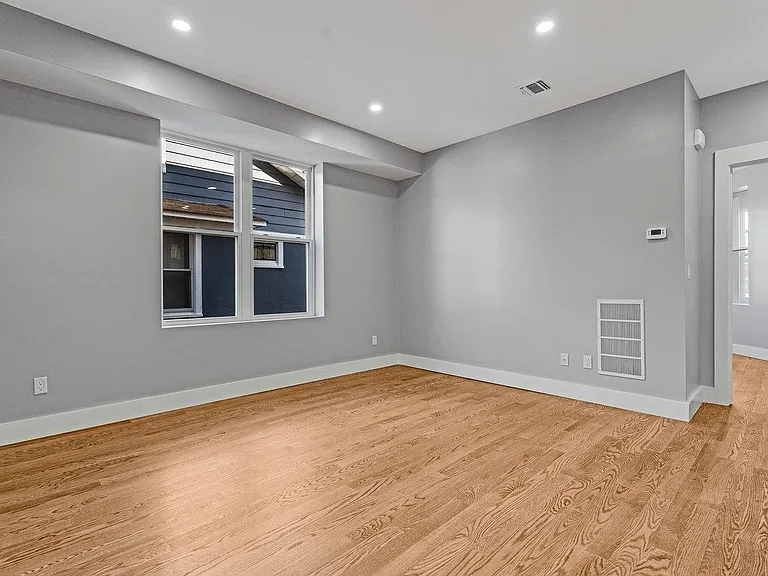 191 Franklin St — Photo 2
