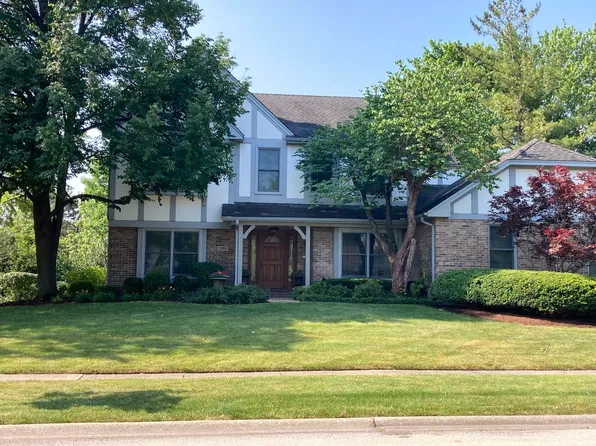 1080 Surrey Ln, Itasca, IL 60143