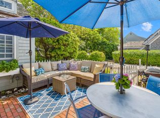 10 Hydrangea Ln, Falmouth, MA 02649