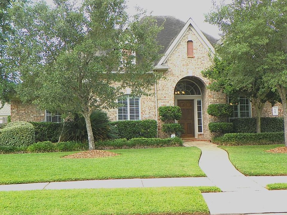 1st image of 1319 Cross Valley Dr