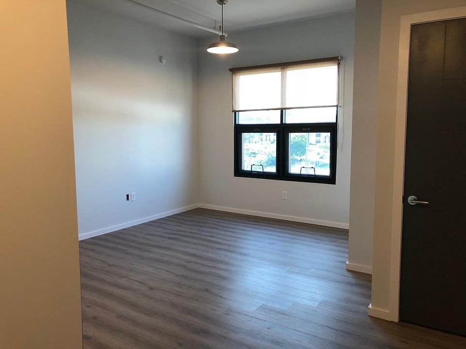 1st image of 4800 Brown St #D11