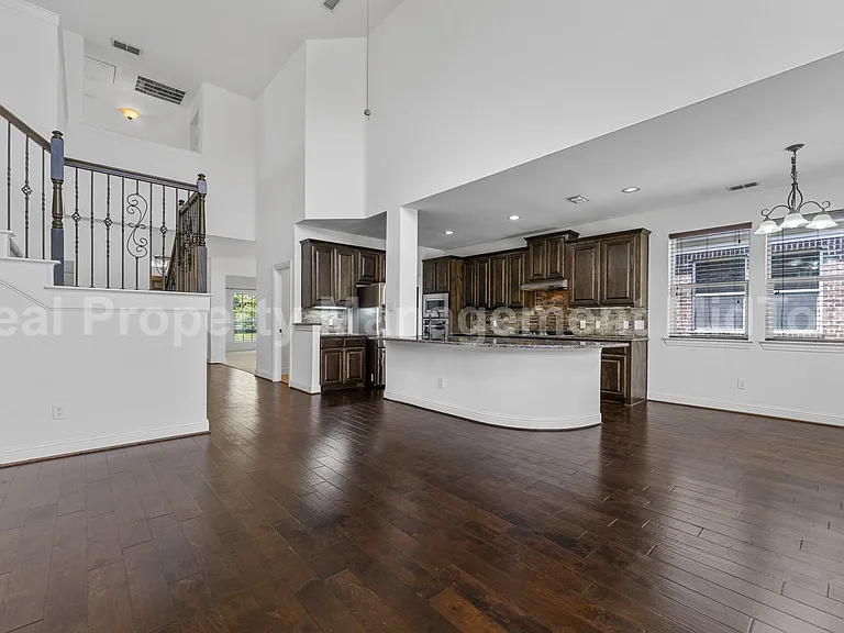 4106 Horseshoe Ln — Photo 6