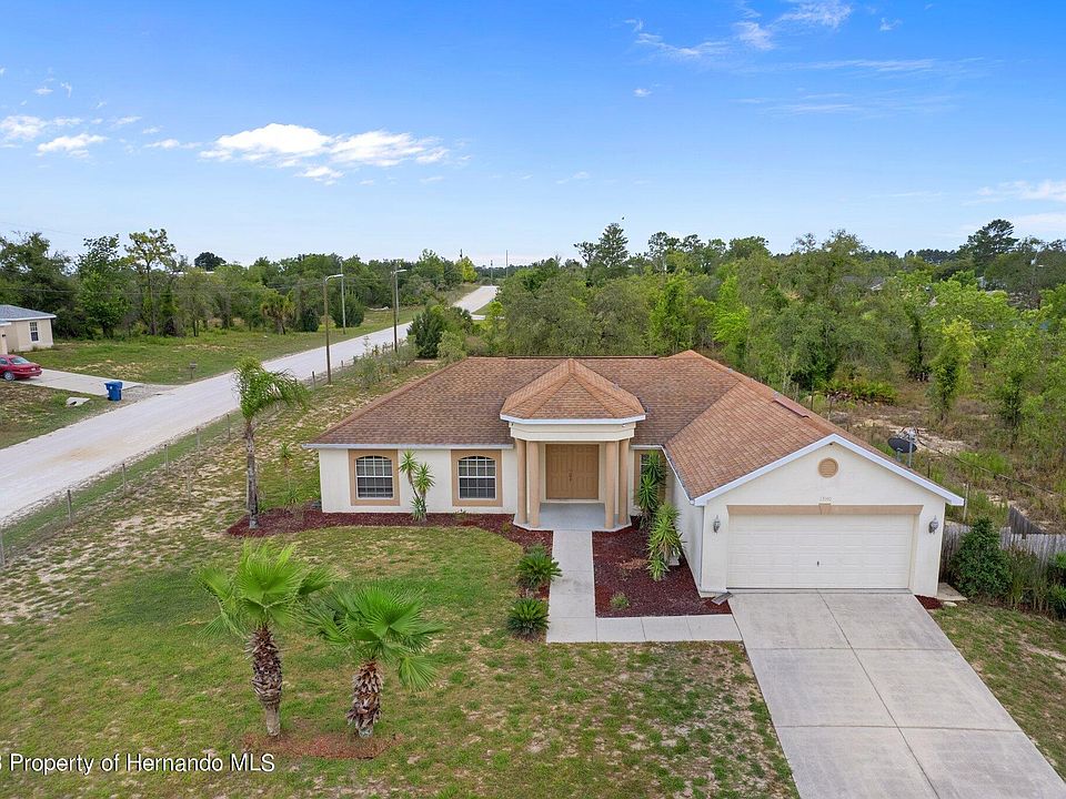 13140 Maycrest Ave, Weeki Wachee, FL 34614 MLS 2231929 Zillow