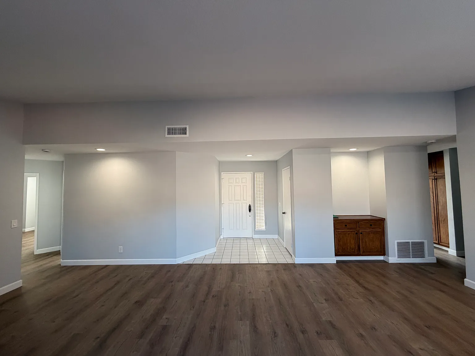 3 bed, 1414 sqft, $2,800 — Photo 4