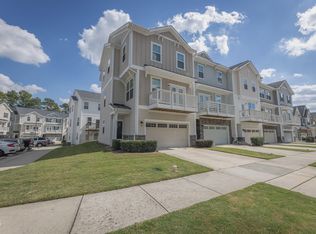 1035 Diamond Dove Ln, Apex, NC 27502
