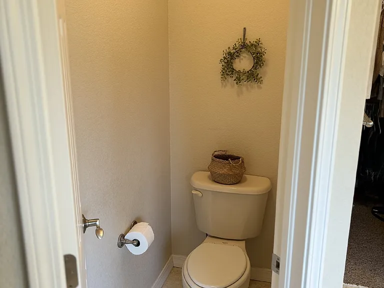 9998 Rose Leaf Ct — Photo 22