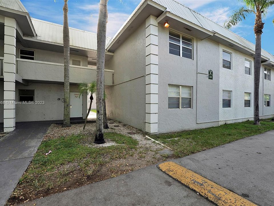 1st image of 17255 SW 95th Ave APT 128