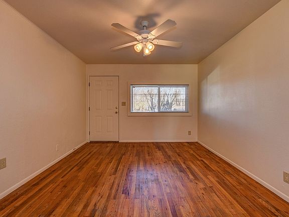 4th image of 864 Valley St APT 2