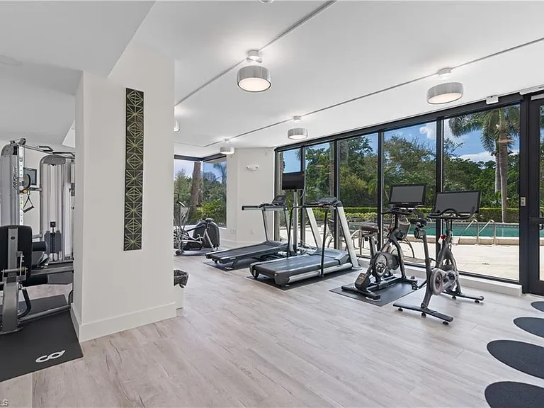 5555 Heron Point Dr #101 — Photo 10