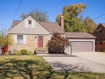 6835 E Pleasant Valley Rd, Independence, OH, 44131