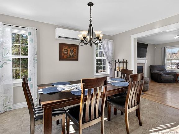 5th image of 2 Sunrise Rdg