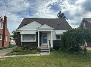 1455 Oakland Ct, Dearborn Heights, MI 48125