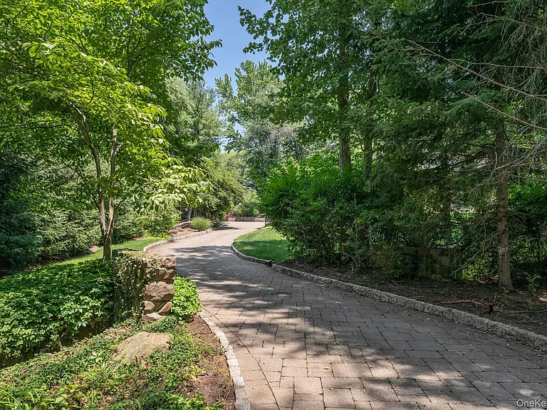 1A Century Rd — Photo 2