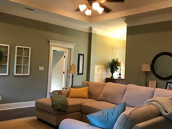 5th image of 5301 Forest Glen Cir