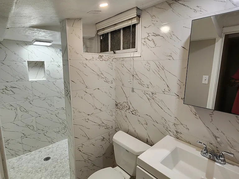 3273 Quincy Ave #BASEMENT — Photo 8