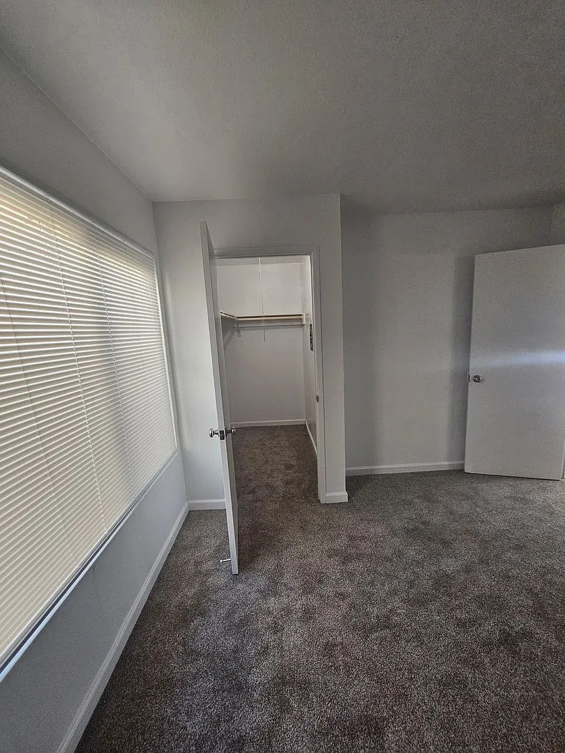 6670 3rd St APT D - Image 2