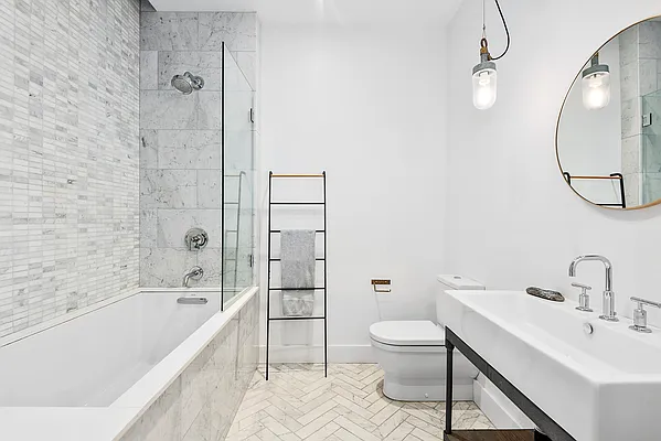 Sold by Compass | media 10