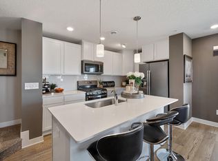 8020 149th Xing NW, Ramsey, MN 55303