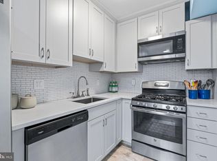 939 Longfellow St NW APT 209, Washington, DC 20011