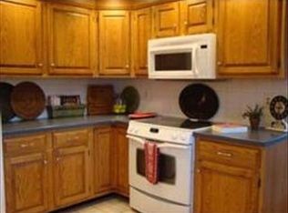 6 Nicholas Cir, Andover, MA 01810