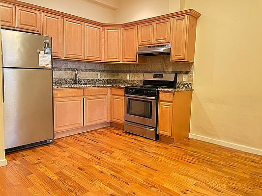 1st image of 2034 2nd Ave APT 3A