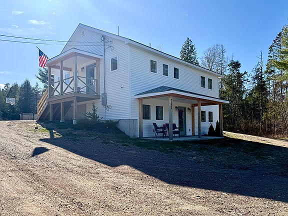 4th image of 721 River Road