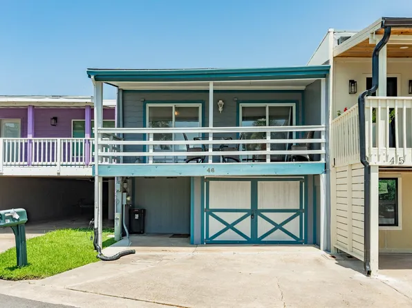 46 Harbour Cir, Galveston, TX 77554