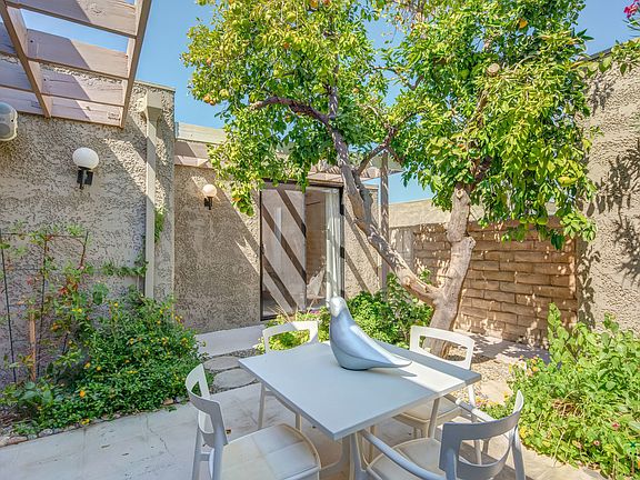 4th image of 839 N Calle De Pinos