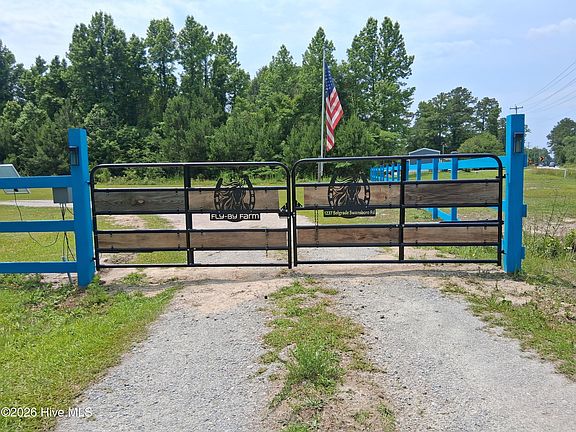 2nd image of 1237 Belgrade-Swansboro Road