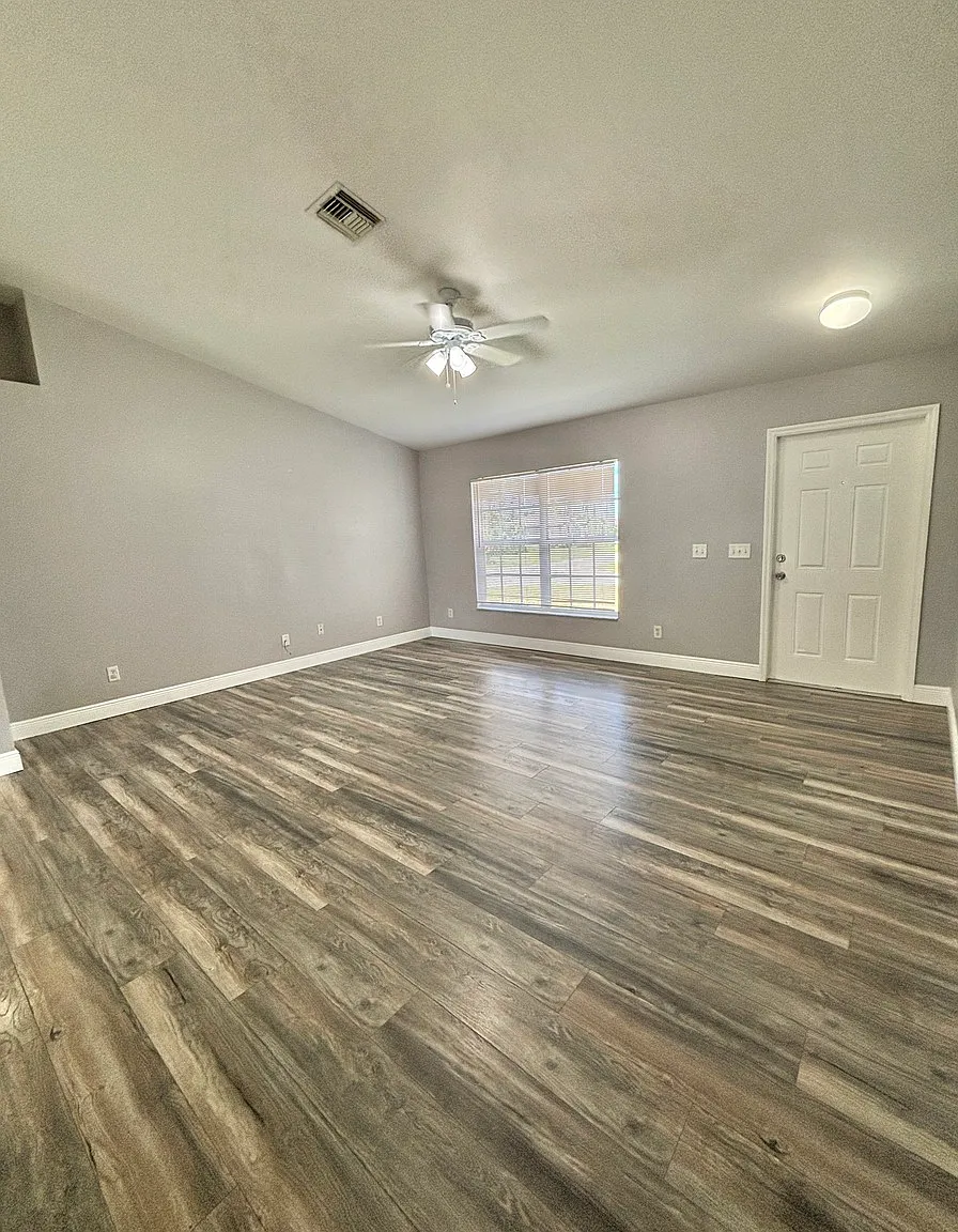 Available Now! 3 Bedroom 2 Bath Home NW CAPE! — Photo 2