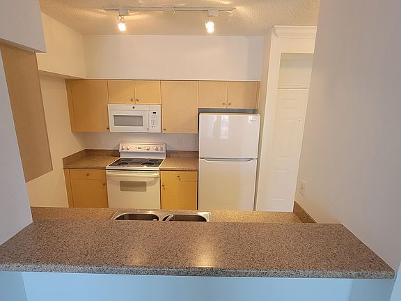 2nd image of 616 CLEARWATER PARK Road #407