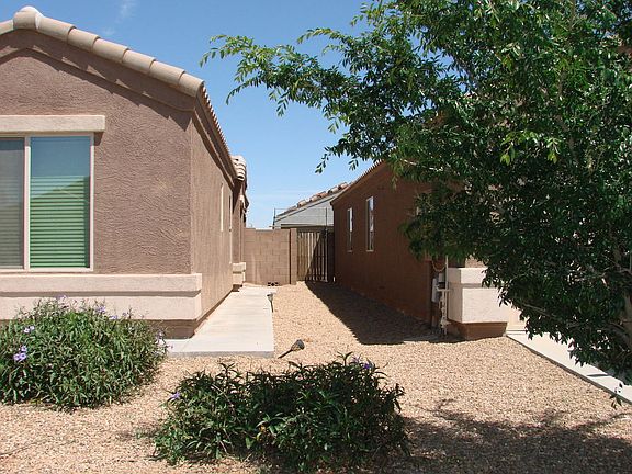 3rd image of 28587 N Moonstone Way