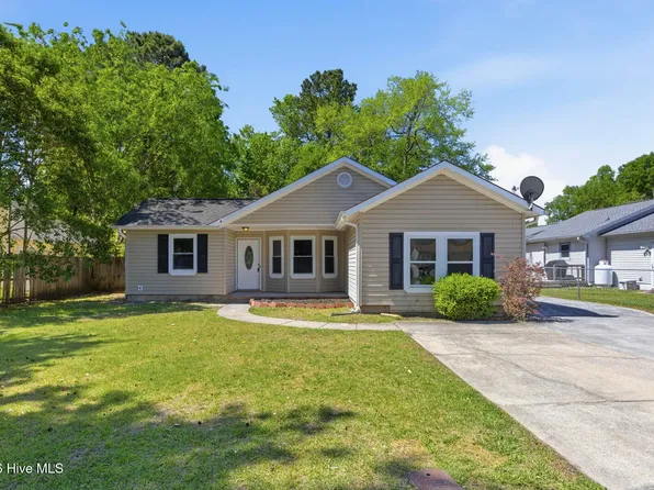 1100 Shroyer Circle, Jacksonville, NC 28540