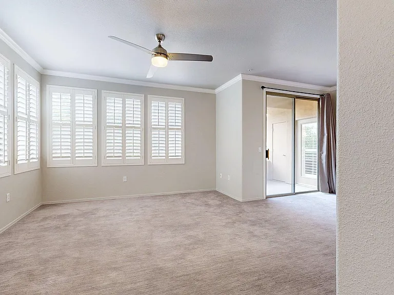 20100 N 78th Pl #2019 — Photo 9