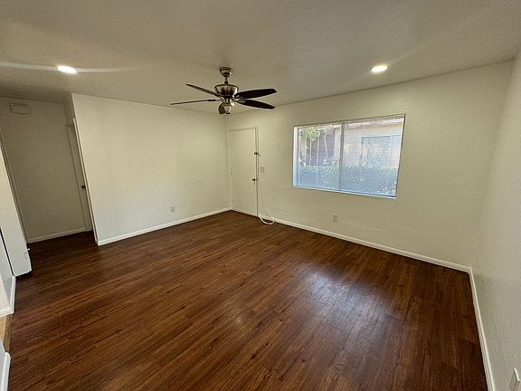 5th image of 1271-1279 Lyons Ln #1271