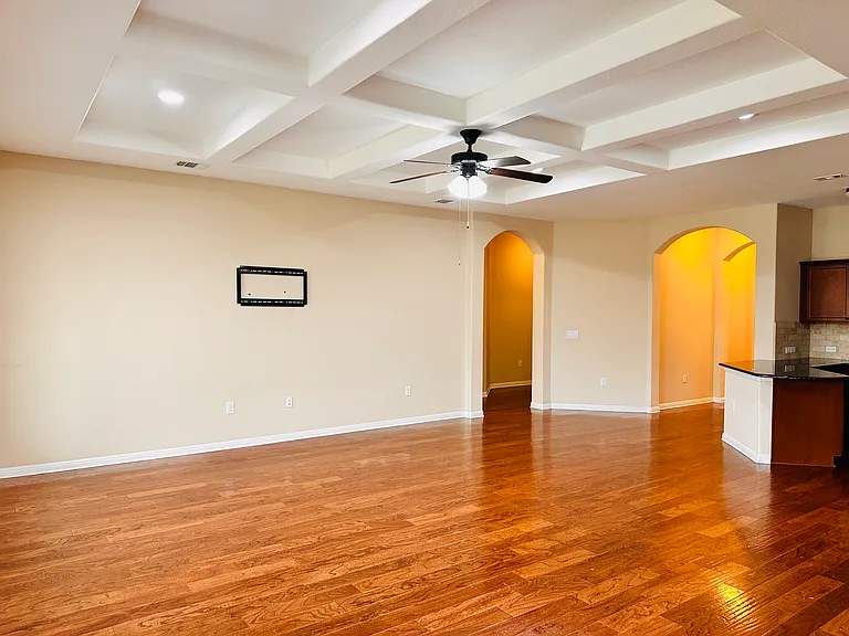18501 Bassano Ave — Photo 6