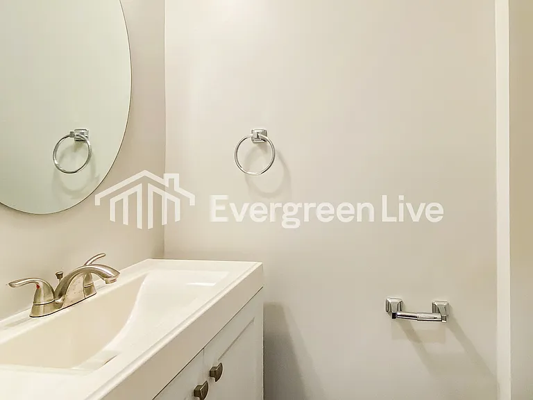 427 N Streeper St — Photo 14