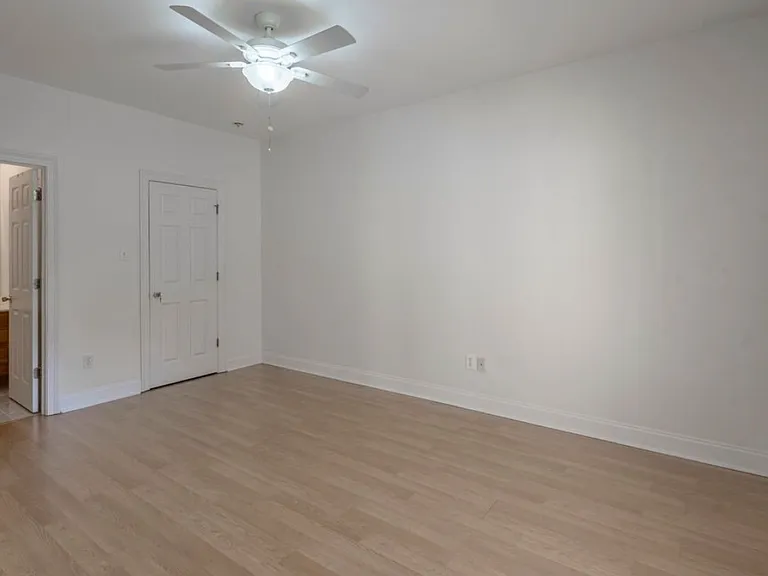 4625 Burbank Dr #206 — Photo 7